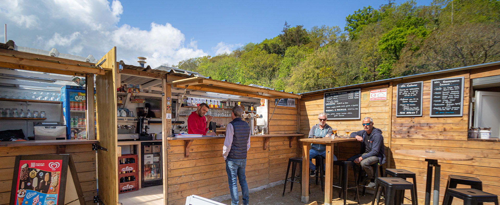 terras van snackbar La Cabane 4 Vaulx